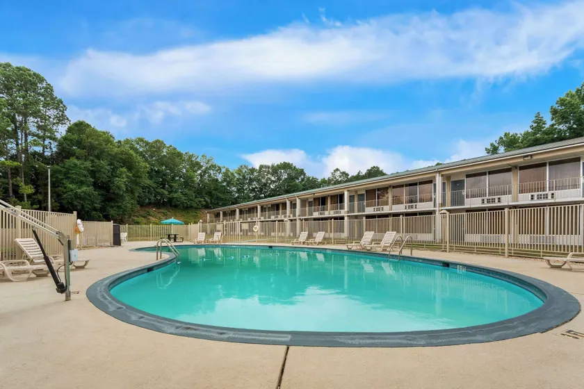 Quality Inn Americus - Image 1