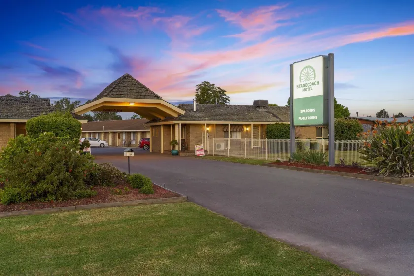 Stagecoach Motel Wodonga - Image 1