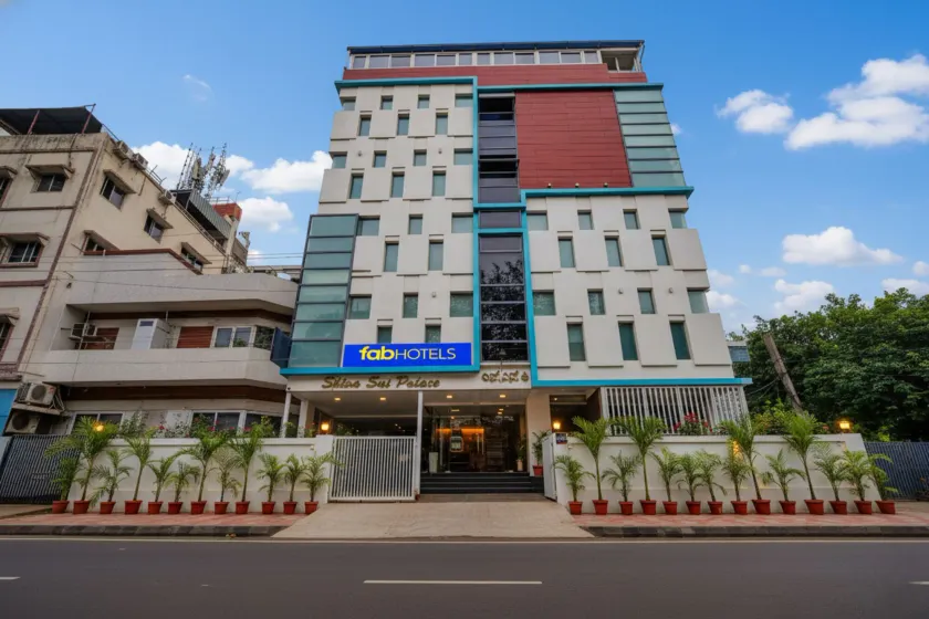 FabHotel Greenwood Xpress Inn - Nr Manipal Hospital - Image 1