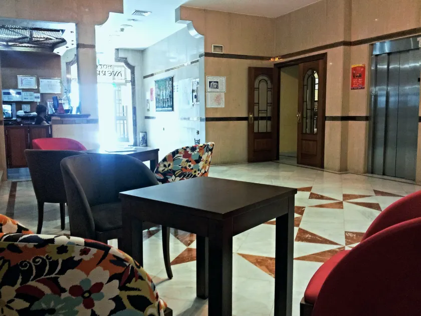 Hotel Averroes - Borne des arrivées/des départs