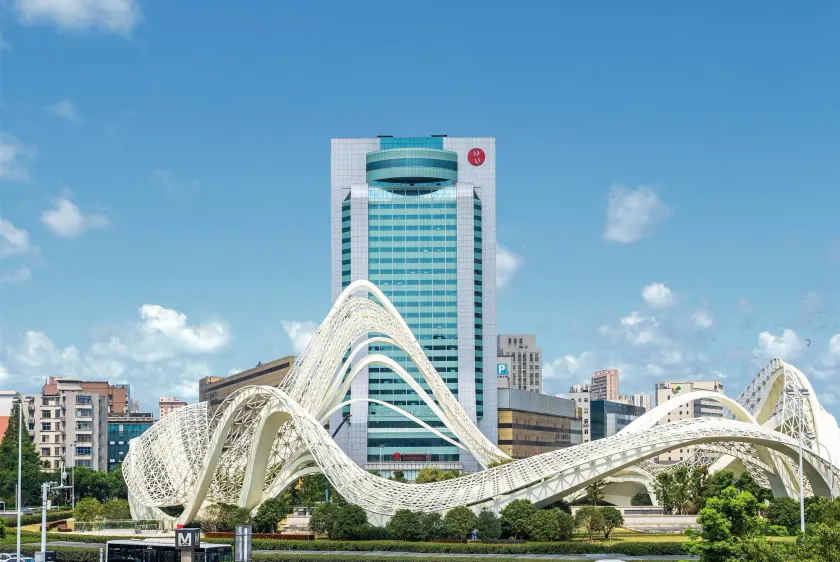 Ramada Plaza Wuhan Optics Valley - Image 1