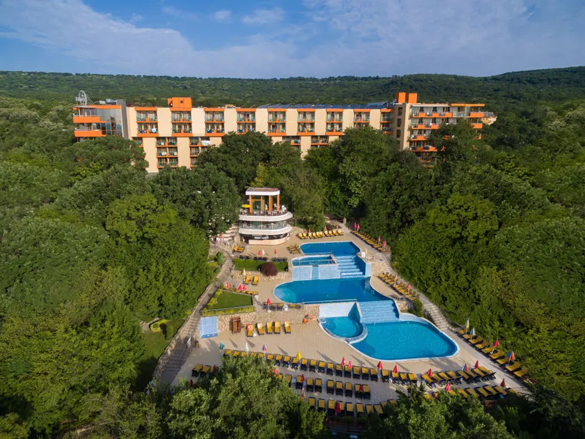 Hotel Sunrise Golden Sands - Image 1