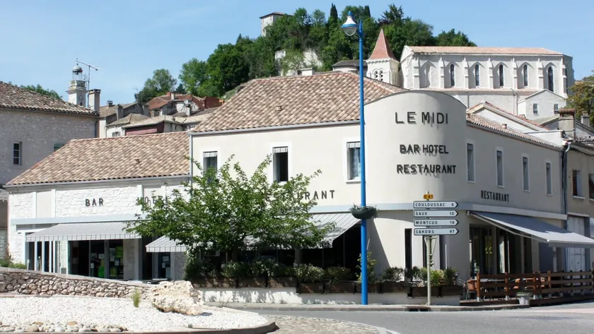 Hôtel le midi - Image 1