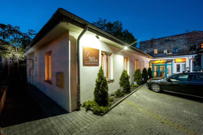 Mały Kraków Aparthotel - Image 1