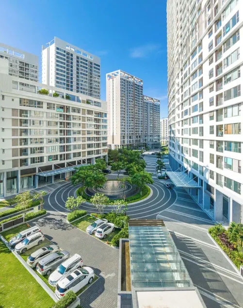 Midtown by Saigon - Image 1