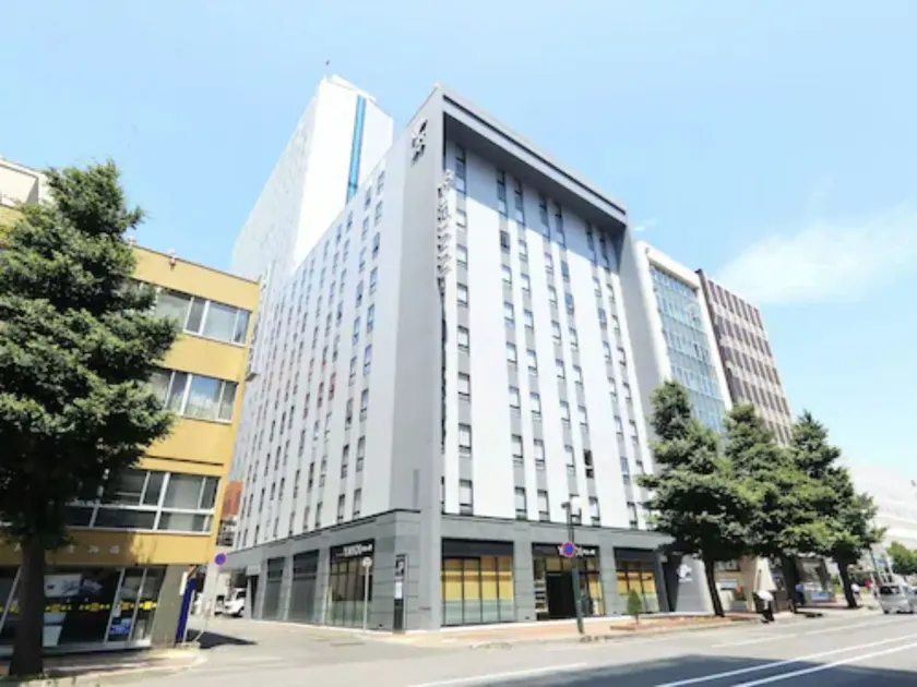 JR Inn Sapporo-eki Minami-guchi - Image 1