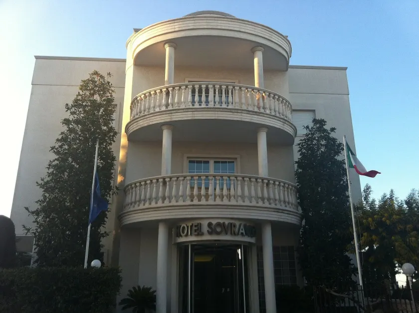 Hotel Sovrano - Image 1