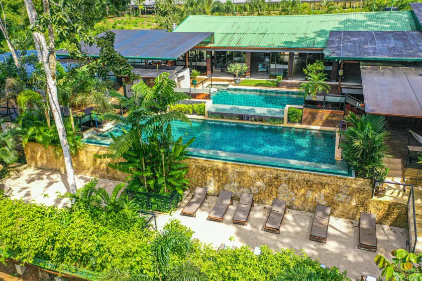 Palo Alto Glamping Hotel - Image 1