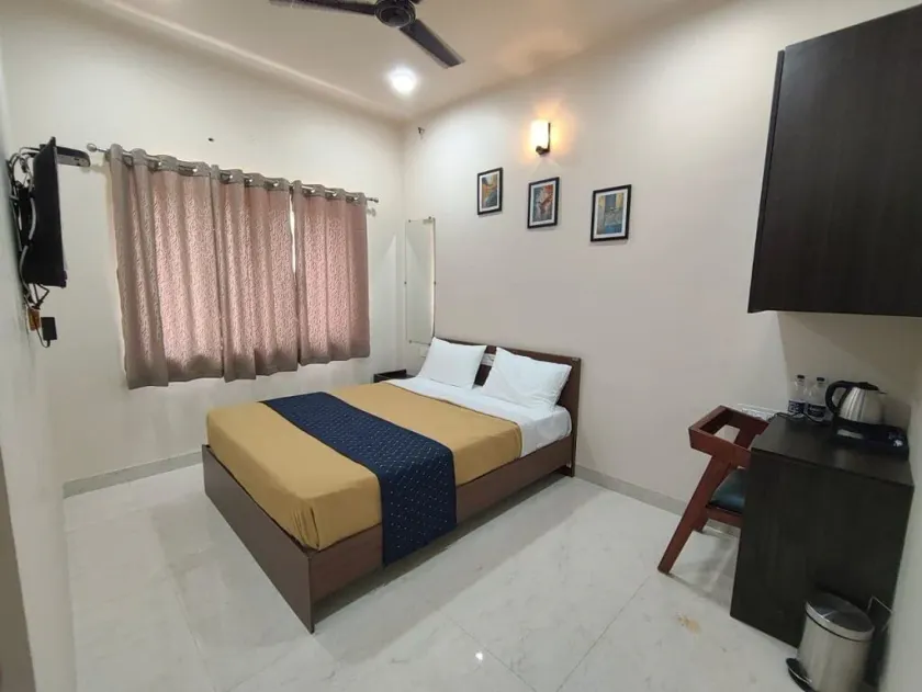 Urban Elite - Apart Hotel - Image 1