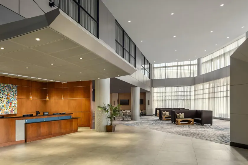 Hilton Baltimore BWI Airport - Image 1