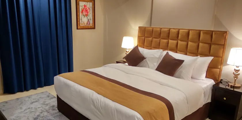 يان للشقق المخدومة - Yan Apartments - Image 1