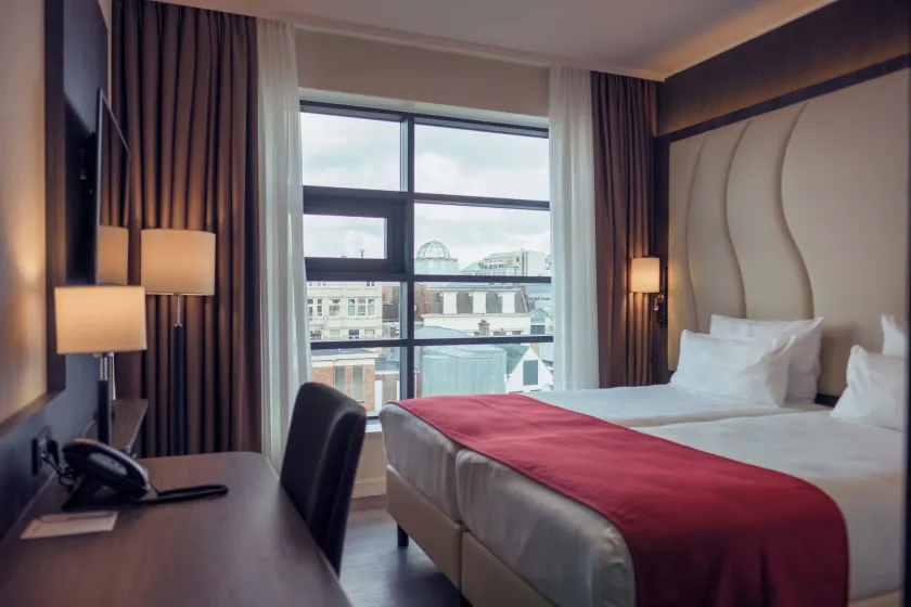 PLAZA Premium Den Haag City Center - Image 1