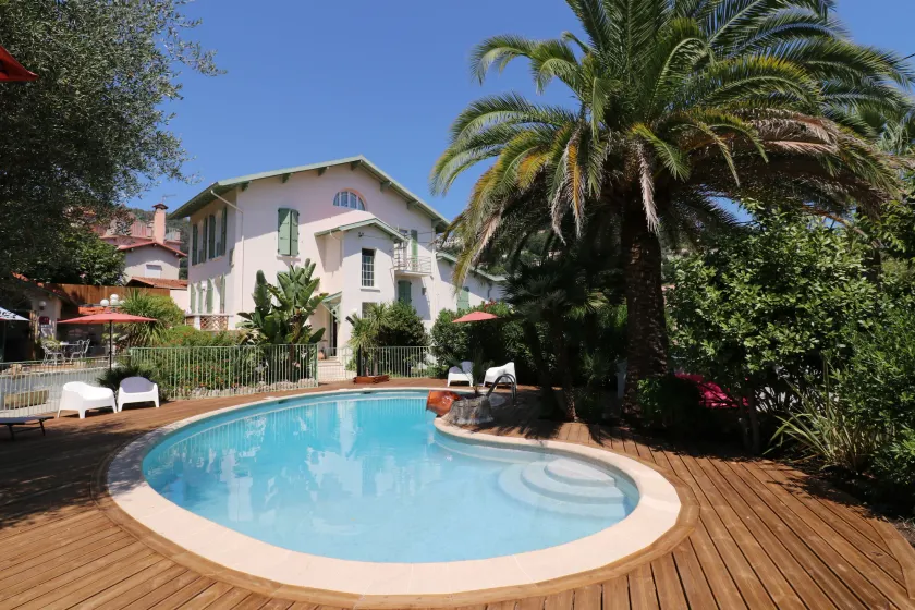 La Villa Roseraie , Hôtel Familial OUVERT TOUTE L'ANNEE - Image 1