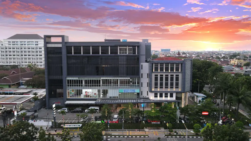 Luxury Inn Arion Hotel - Image 1