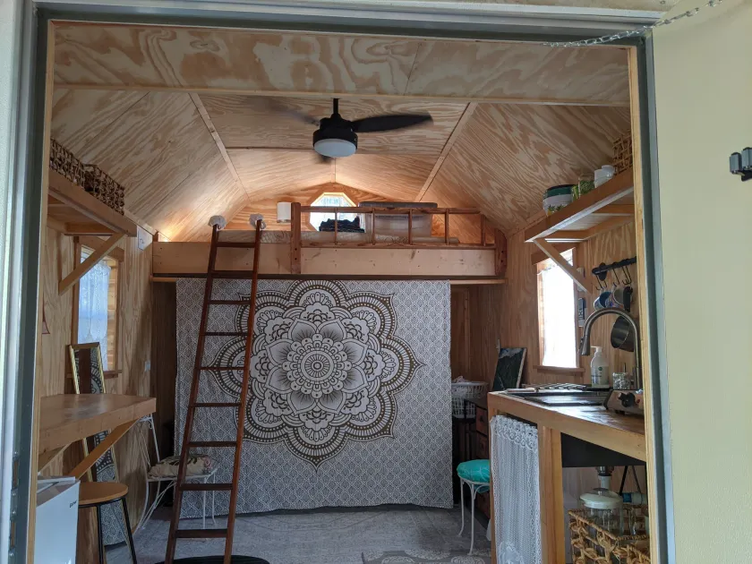 Tiny House Boho Cabin - North Florida Lake Retreat - Image 1