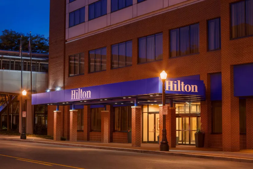 Hilton Fort Wayne at the Grand Wayne Convention Center - Image 1
