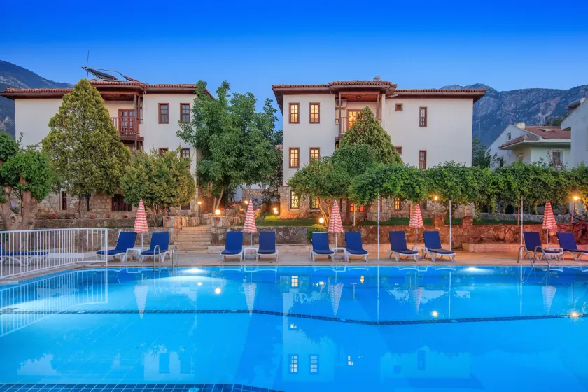 MESE SUITES - Image 1