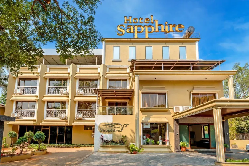 Hotel Sapphire - Image 1