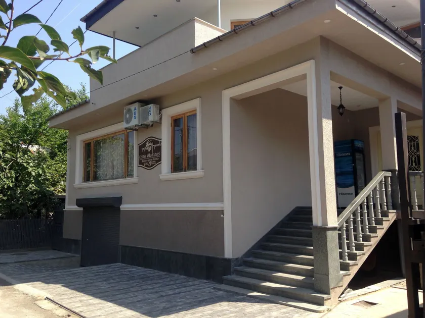 Center Villa Kutaisi - Image 1