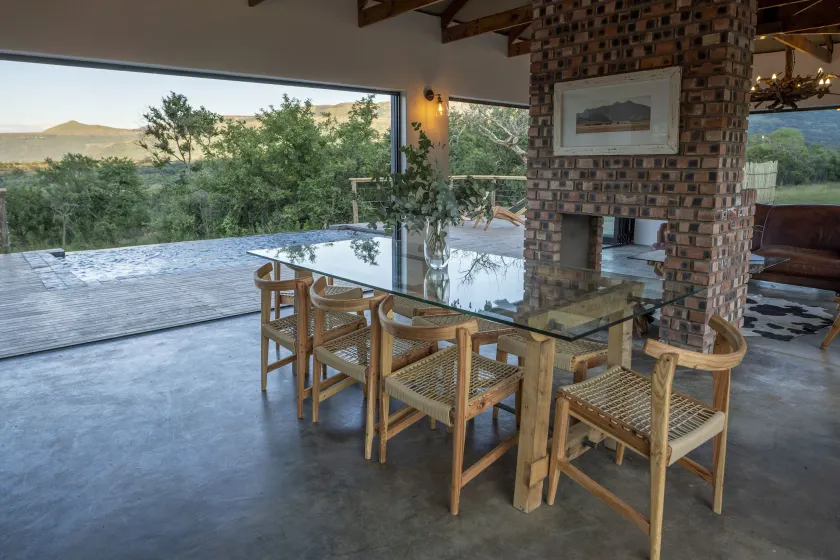 Sasi Bush Lodge Luxury Tented Safari Lodge, Drakensberg Mountains - Interior entrance