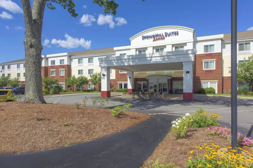 SpringHill Suites Devens Common Center - Image 1