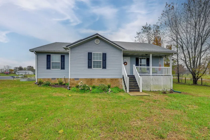 6 Mi to Mammoth Cave! Mtn-view Home w/ Fire Pit - Image 1
