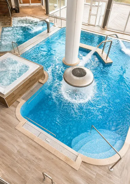Logis Hôtel & Spa Marina d'Adelphia - Image 1