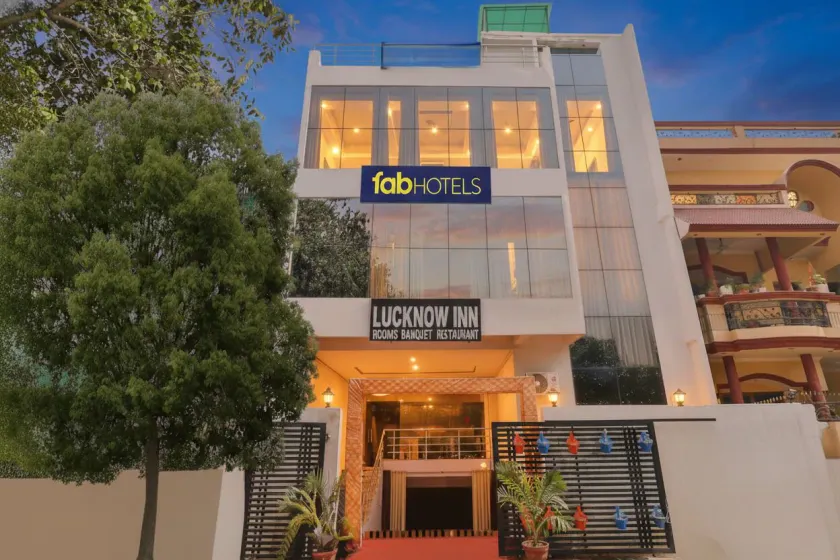Townhouse Gomti Riverfront Park Formerly Lucknow Inn - Image 1