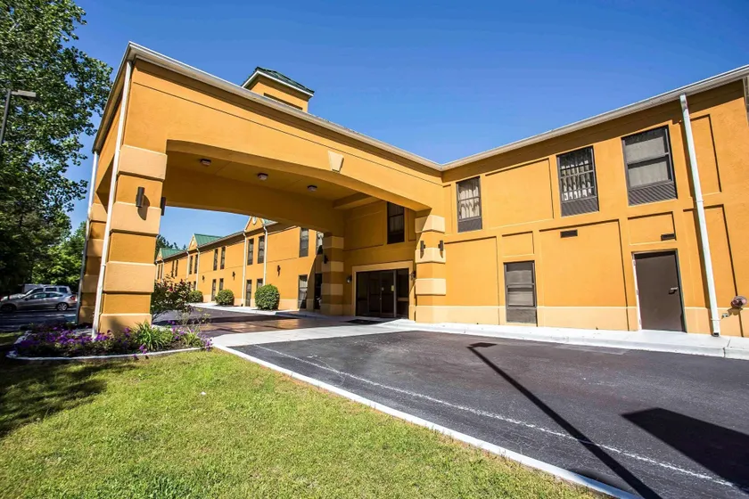 Quality Inn Union US Hwy 176 - Image 1
