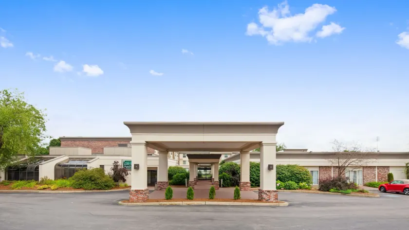 Best Western Plus Waterville Grand Hotel - Image 1