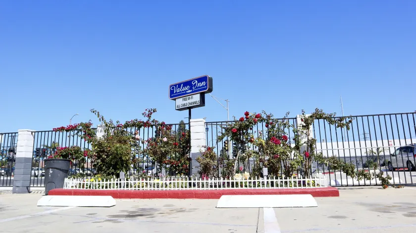 Value Inn Bellflower - Image 1