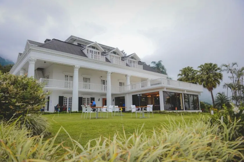 Fogo Resort - Image 1