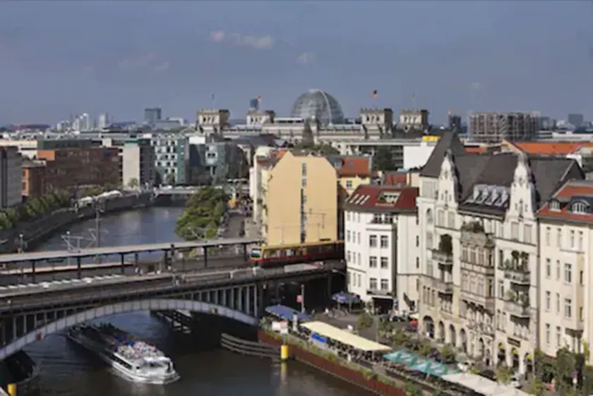 Meliá Berlin - Image 1
