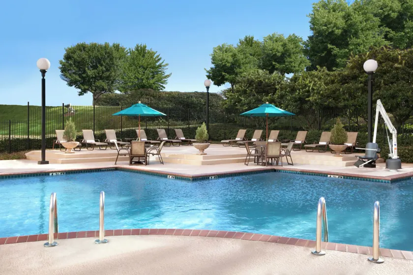 Hilton Atlanta Airport - Image 1