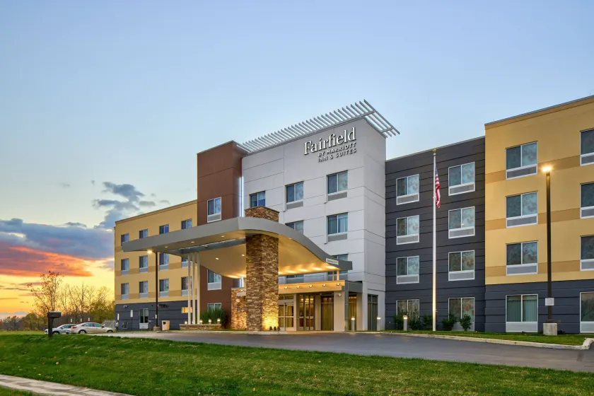 Fairfield by Marriott Inn & Suites Hagerstown - Image 1
