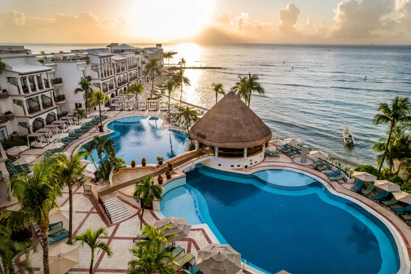 Wyndham Alltra Playa del Carmen Adults Only All Inclusive - Image 1