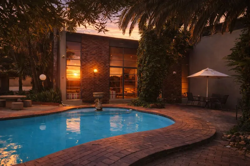 African Moon Corporate House - Image 1