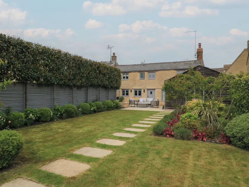 The Cottage - Image 1