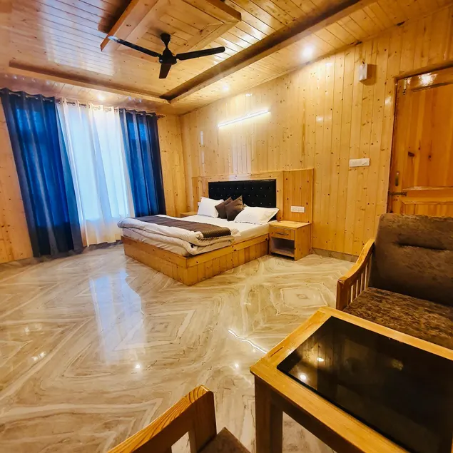 Ekaant Stays - Manali - Room