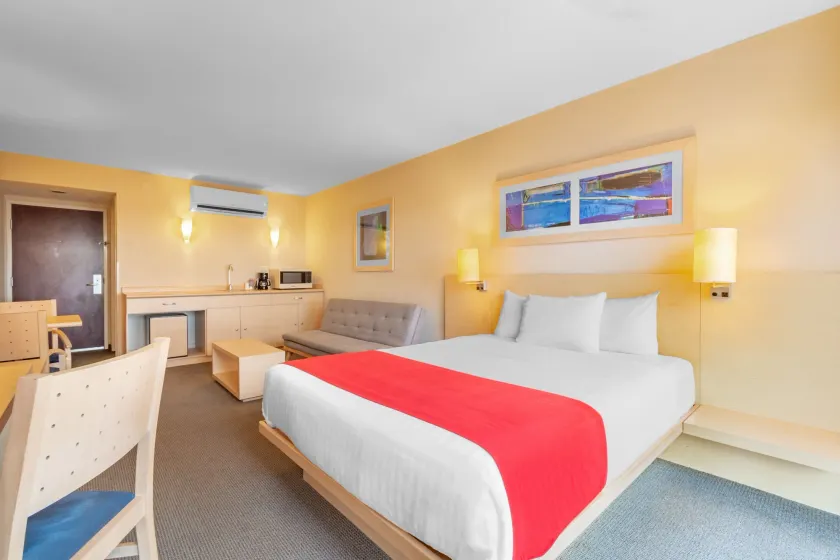 City Express by Marriott Ciudad Obregon - Image 1
