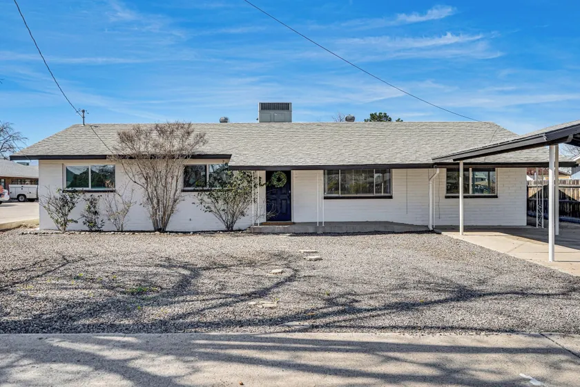 Explore Gila Valley & Eac! Modern Thatcher Home - Image 1