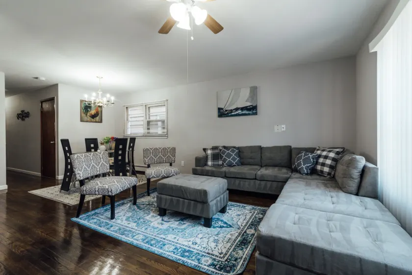 3 Bedroom near Journal Square - Image 1