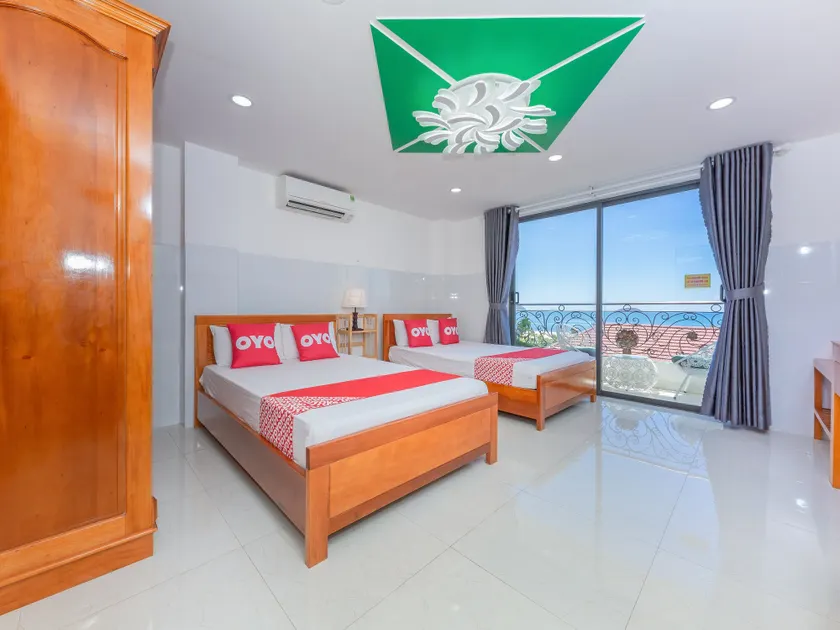 OYO 1028 Flower House Apartment - Image 1
