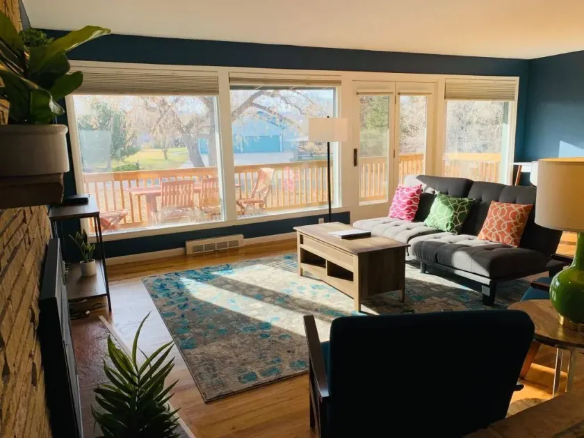 Private Fireside Nest on Huge Lot Near Old Town! - Image 1