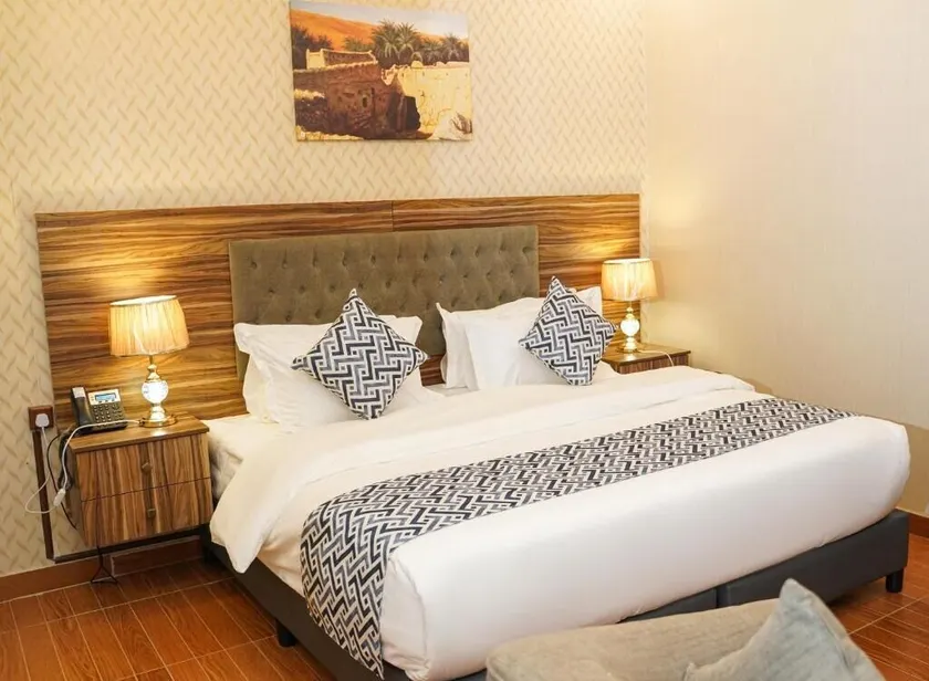 Palette Luxury Credi Hotel - Image 1