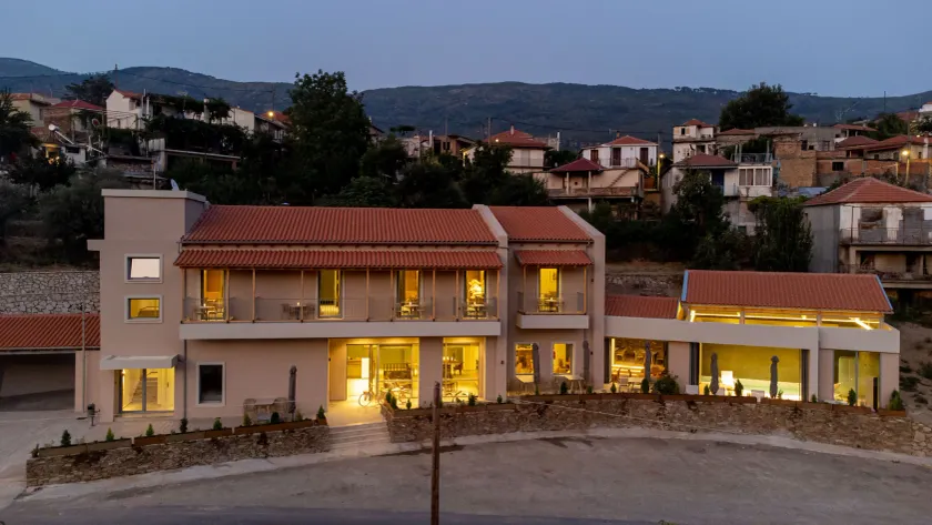 Denthis Hotel - Taygetos Mountain Getaway - Image 1