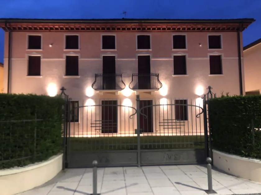 Villa Giotto Luxury Suite & Apartments - Image 1