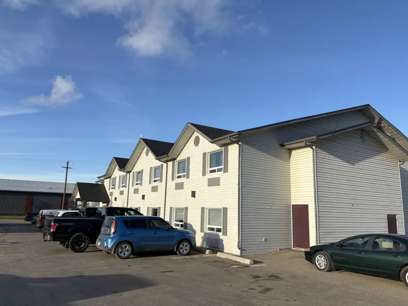 Crossfield Country Inn - Image 1