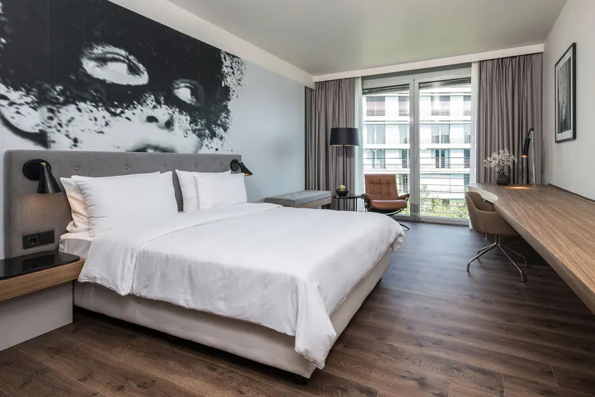 Radisson Blu Hotel Köln - Image 1