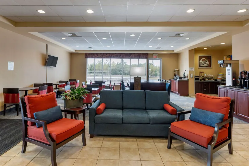 Comfort Inn - Image 1